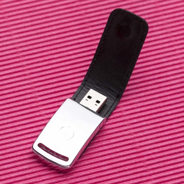 Pen Couro New 4GB - Image 2